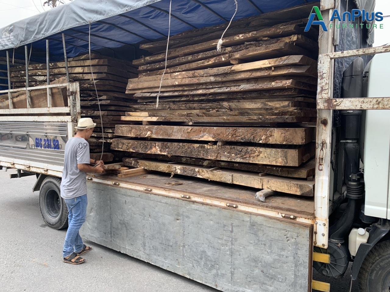 gỗ me tây nguyên tấm anplus xẻ sấy về kho