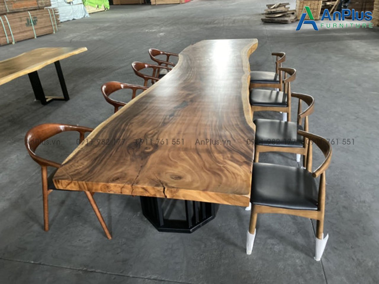 bàn gỗ nguyên tấm cho nhà hàng giá tận xưởng