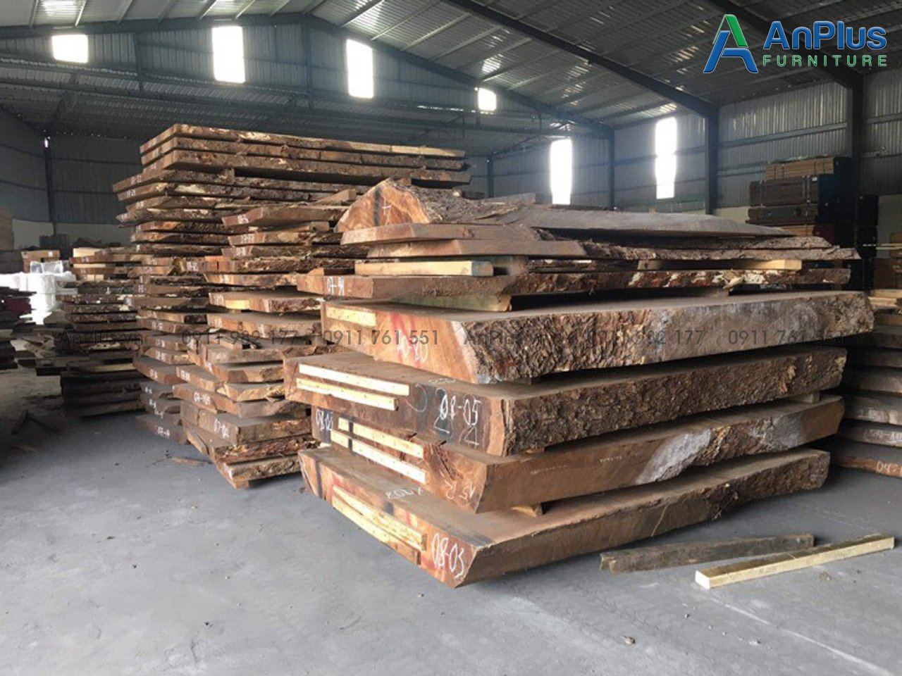 gỗ nguyên tấm tại kho anplus