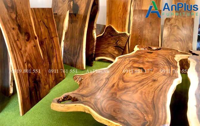 Bàn gỗ nguyên tấm nhiều kích thước và mẫu bàn khác nhau