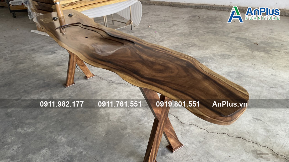 So sánh bàn gỗ me tây và gỗ óc chó bàn trà