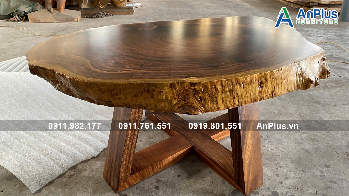 Mẫu bàn gỗ me tây đẹp nguyên tấm
