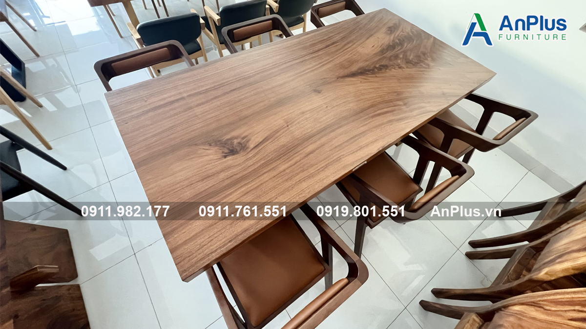 Bàn ăn gỗ me tây tự nhiên nguyên tấm Bàn ăn gỗ me tây tự nhiên nguyên tấm