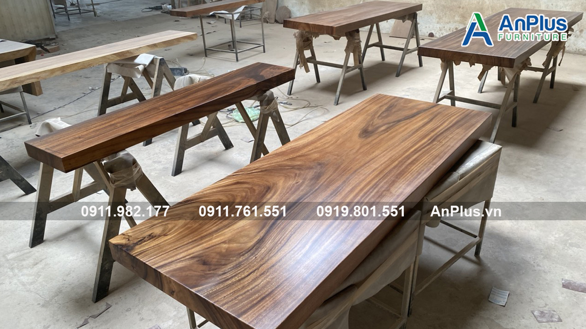 Bàn gỗ me tây theo yêu cầu sang trọng, bền đẹp Bàn gỗ me tây theo yêu cầu sang trọng, bền đẹp