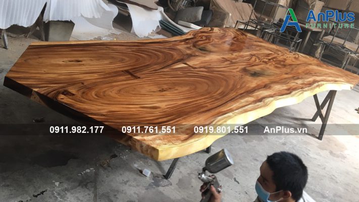 muốn mua bàn gỗ me tây nguyên tấm đẹp