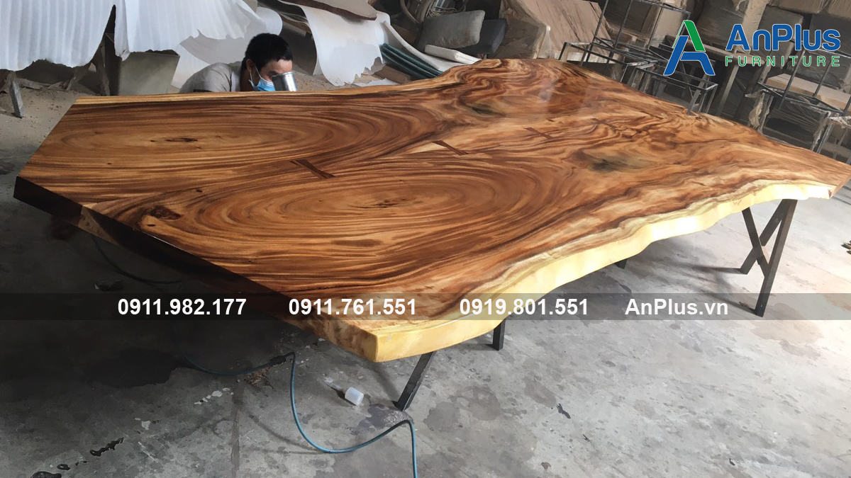 Bàn làm việc gỗ me tây tự nhiên